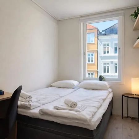 4 Bedrooms ,king Bed, In The Heart Of